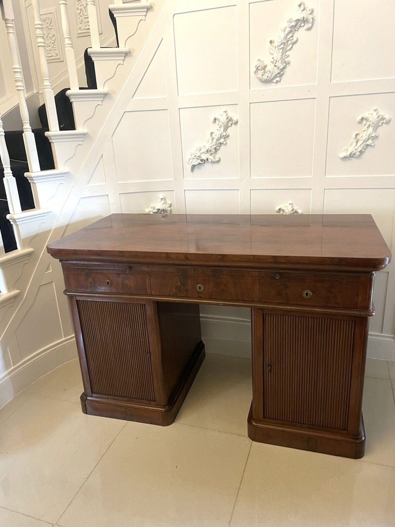 Unusual Antique Victorian Quality Figured Mahogany Kneehole Architects Desk - Image 2